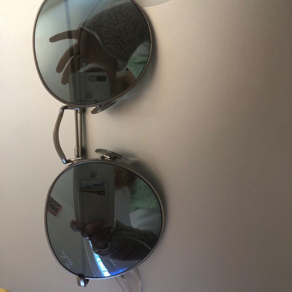 Ray ban circular sunglasses!